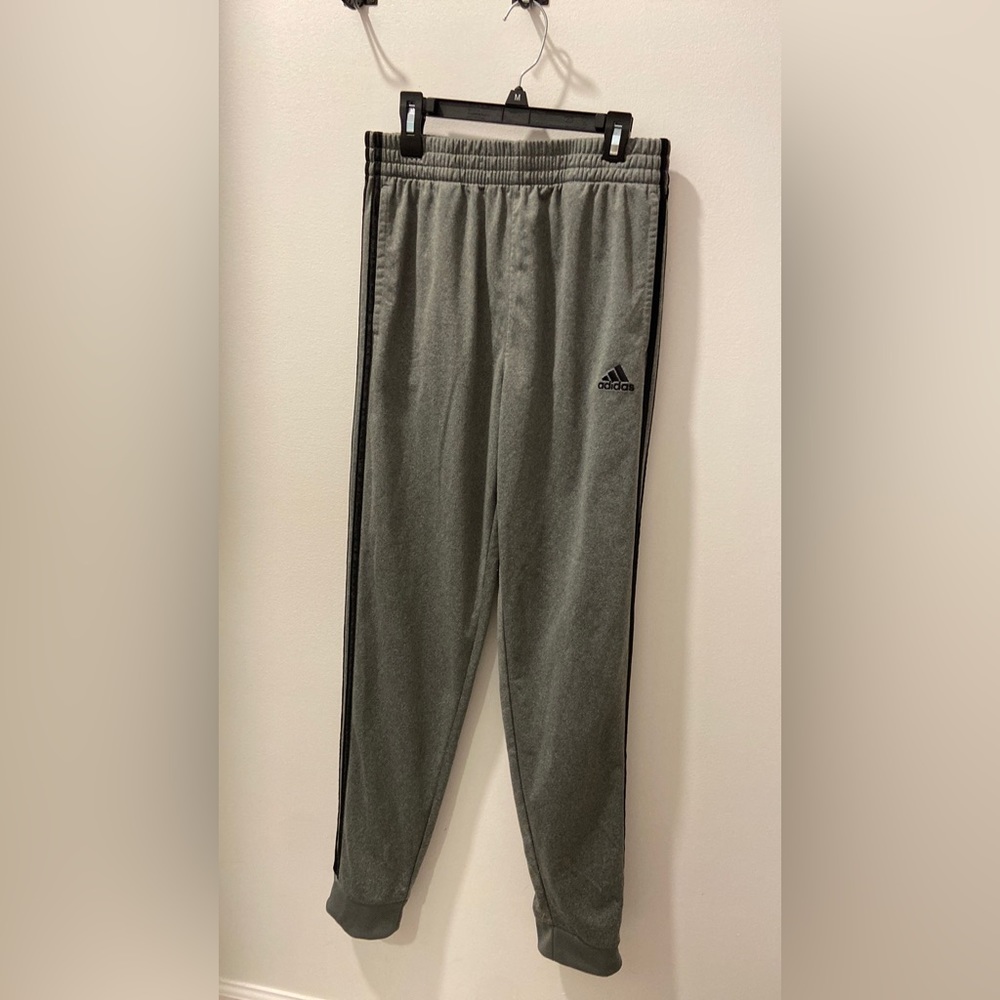 Adidas boys size 18/20 sweats